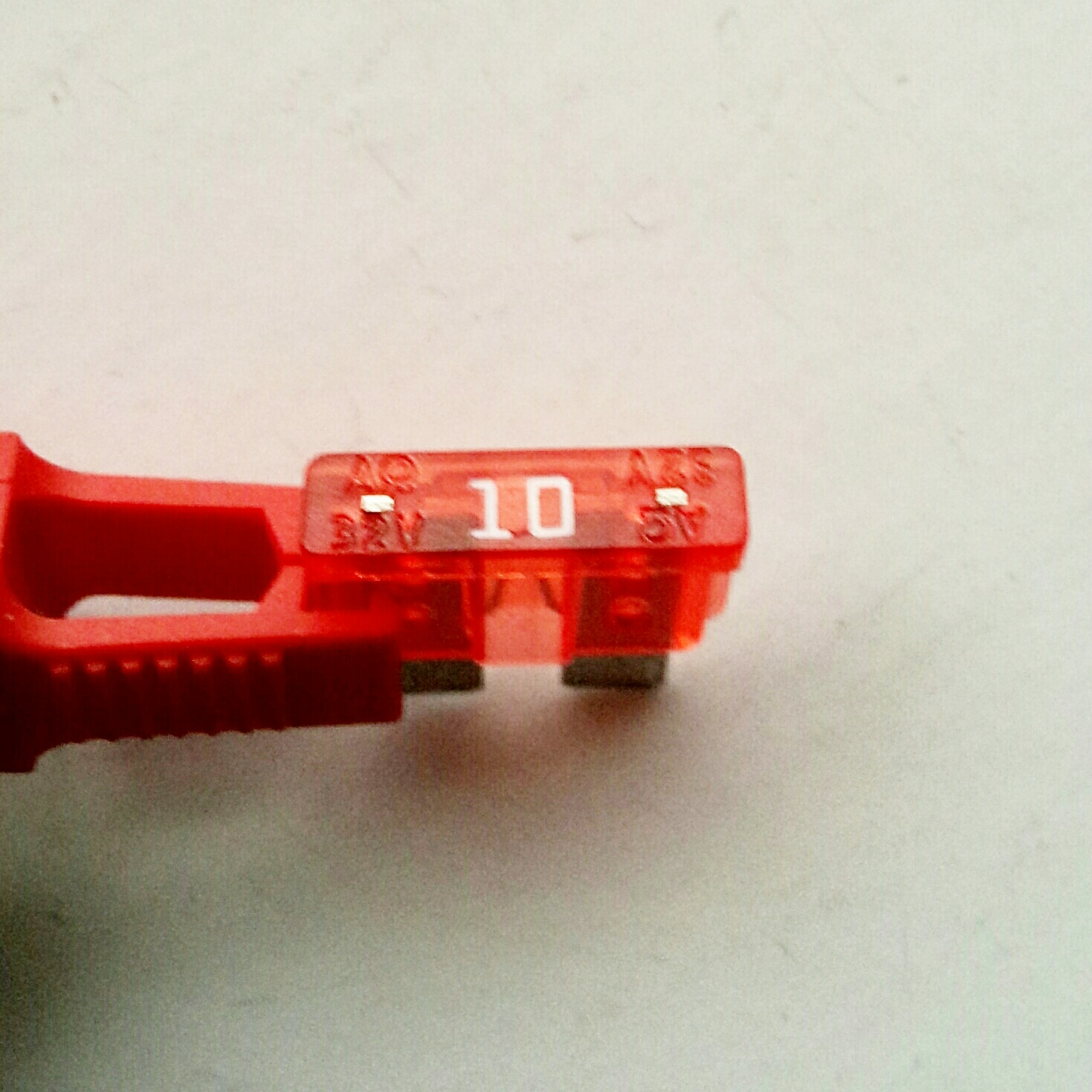 Предохранитель флажковый AΩ 3А ...40А оригинал - Auto-Kiev