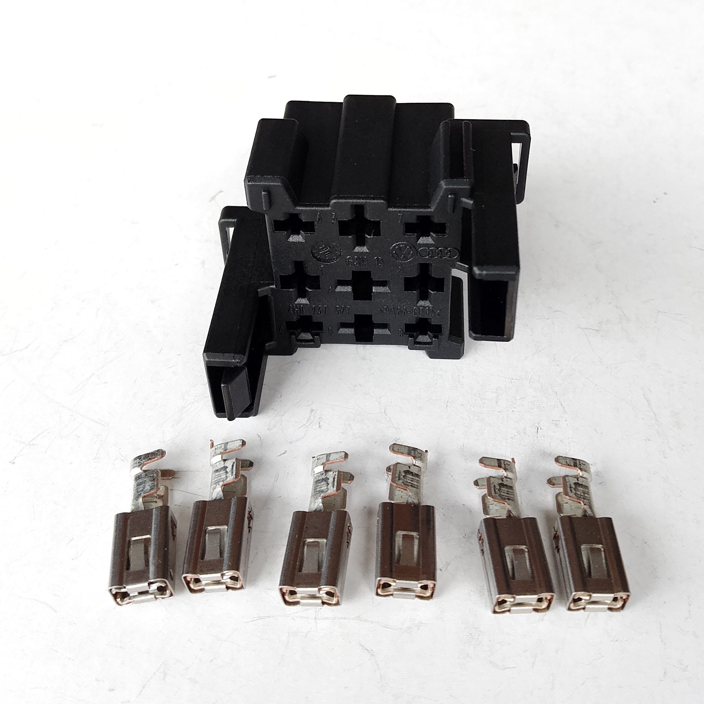 Разъем AUDI, Volksvagen 4H0 937 525 (без провода) 9 контакта для реле