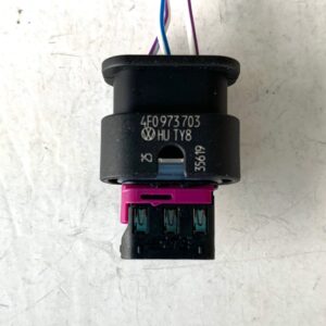 Разъем AUDI VW 4F0973703 3 pin оригинал