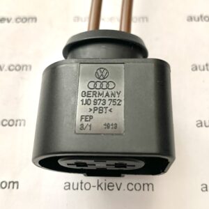 AUDI VW 1J0973752 роз'єм 2 pin 5.8 mm (провід 4 mm²) FEP GERMANY оригінал нове
