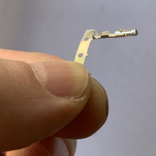 PIN WAG MQS (Micro Quadlok System) ширина контакта 0,63 mm