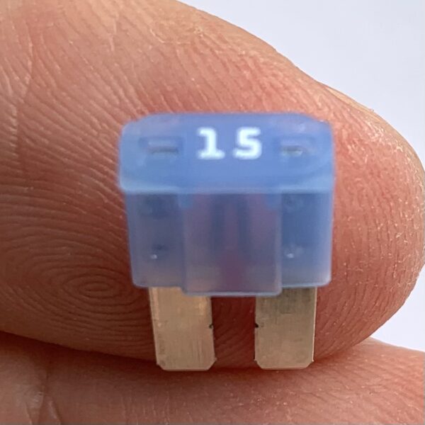 Предохранитель МИКРО 2 Littelfuse MICRO2® 0327015.UXS Fuse 15A оригинал