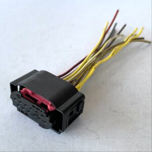 BMW 8373630-03 разъём 12 pin оригинал.    Tyco 1-967680-1