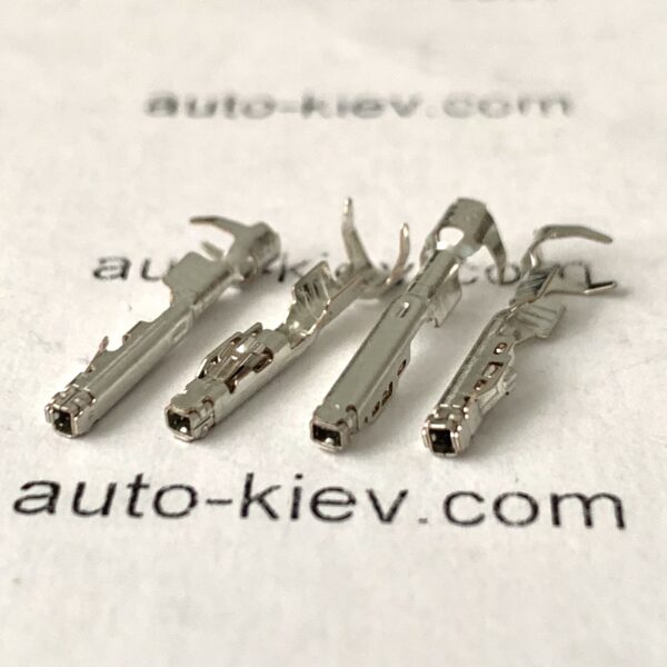 VAG MCON 12527545852 контакт гніздовий 1.2 mm під провід 0.5-0.75 mm² оригінал