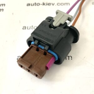 AUDI VW 4F0973703A роз'єм 3 pin 1,2 mm оригінал нове