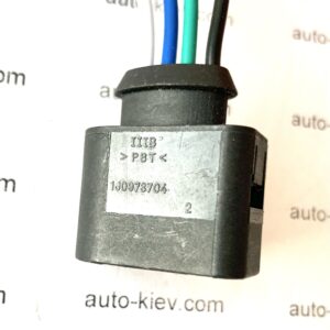 AUDI VW 1J0973704 роз’єм 4 pin 1.5 mm China IIIB