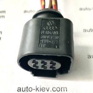 AUDI VW 4H0973713 роз'єм 6 pin 1.5 mm FEP GERMANY оригінал нове