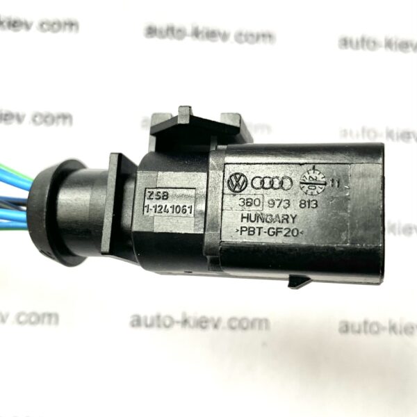 AUDI VW 3B0973813 роз’єм 6 pin 1.5 mm оригінал Hungary нове