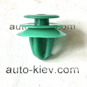 Тримач обшивки двері, накладки порога багажника Hyundai / KIA  OEM: 823152W000 (C3042) N5042