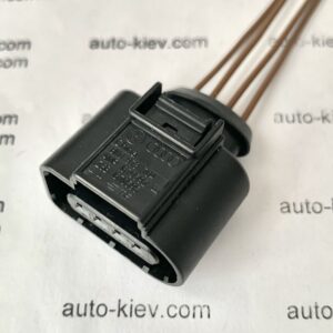 AUDI VW 8K0973704 роз’єм 4 pin 1.5 mm оригінал