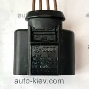 AUDI VW 8K0973704 роз’єм 4 pin 1.5 mm оригінал