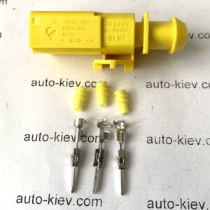 VW AG 8V0973803 роз’єм 3 pin 1.5 mm оригінал
