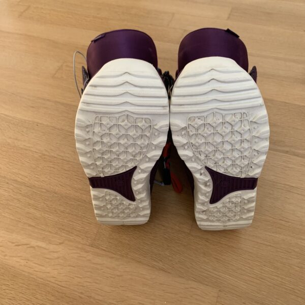 Сноубордичні черевики жіночі BURTON MINT WOMEN’S color Imperial Purple размер 40,5 вживані