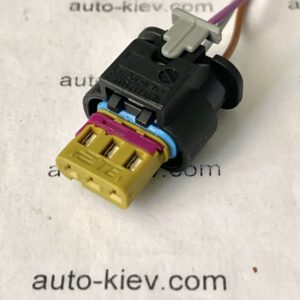 AUDI VW 06E973703 роз’єм 3 pin 1.2 mm Hungary AMP оригінал нове.