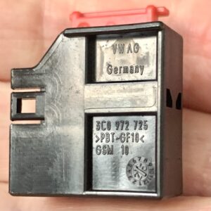 VW AG 3C0972725 роз’єм 2 pin 2.8 mm, корпус для 8 pin 0.63 mm, Hungary оригінал нове (без дроту)