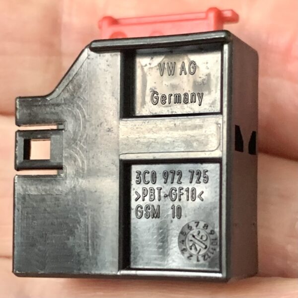 VW AG 3C0972725 роз’єм 2 pin 2.8 mm, корпус для 8 pin 0.63 mm, Hungary оригінал нове (без дроту)