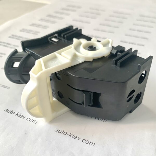 VW AG 5WA937700, 5WA937700A корпус для разъёма