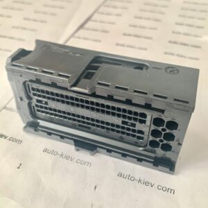 VW AG TE Connectivity 94 Pin Connector 3-1355136-3 оригінал нове (без дроту)