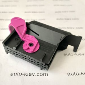 VW AG 5QS972726 корпус роз’єма 26 pin Czech Republic оригінал нове
