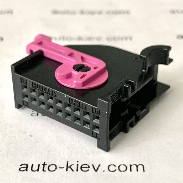 VW AG 500972718 корпус роз’єма 18 pin HUNGARY оригінал нове