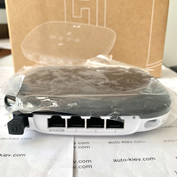 UFiber WiFi 6 GRON CPE комутатор мережевий Ubiquiti UF-WiFi нове