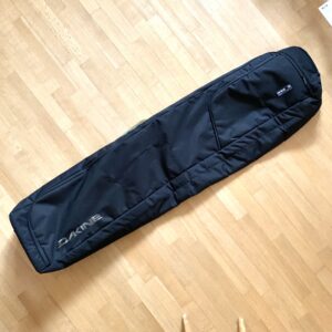 Чехол для сноуборда каркасный на колесах DAKINE Low Roller 157 black б/у
