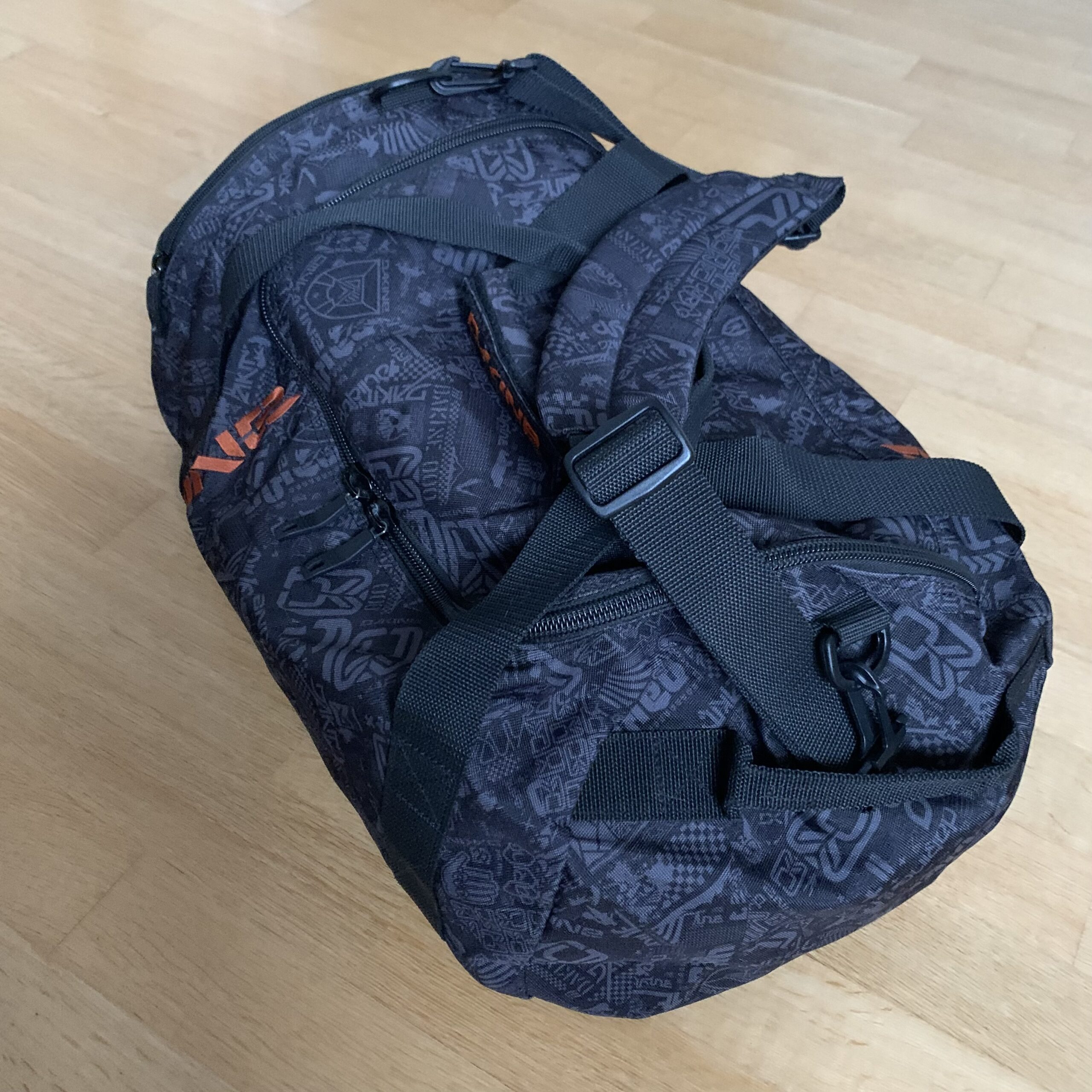 Спортивна сумка DAKINE EQ Bag 31L Medium б/в (практично нова) - Зображення 3