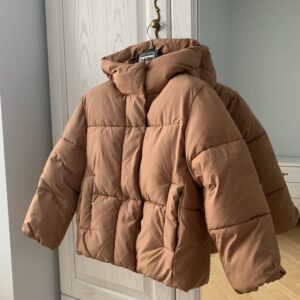 Куртка для девочки зимняя рост 140 см б/в