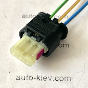 Alternative view of TE Connectivity 2-1670917-1 роз’єм 3 pin 1.2 mm оригінал (без фіксатора) нове