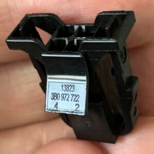 AUDI VW 3B0972722 роз’єм 4 pin 1.5 mm GERMANY оригінал нове (без дроту) - Зображення 3