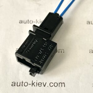 AUDI VW 1J0973332 роз’єм 2 pin 1.5 mm GERMANY оригінал нове